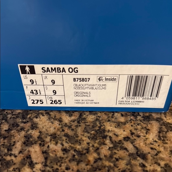 Adidas Men's Black Samba Shoes - Picture 2 of 5